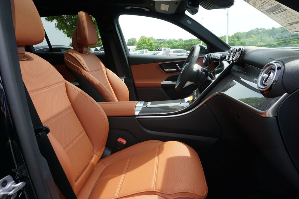 Certified 2025 Mercedes-Benz GLC 350e 4MATIC image 61