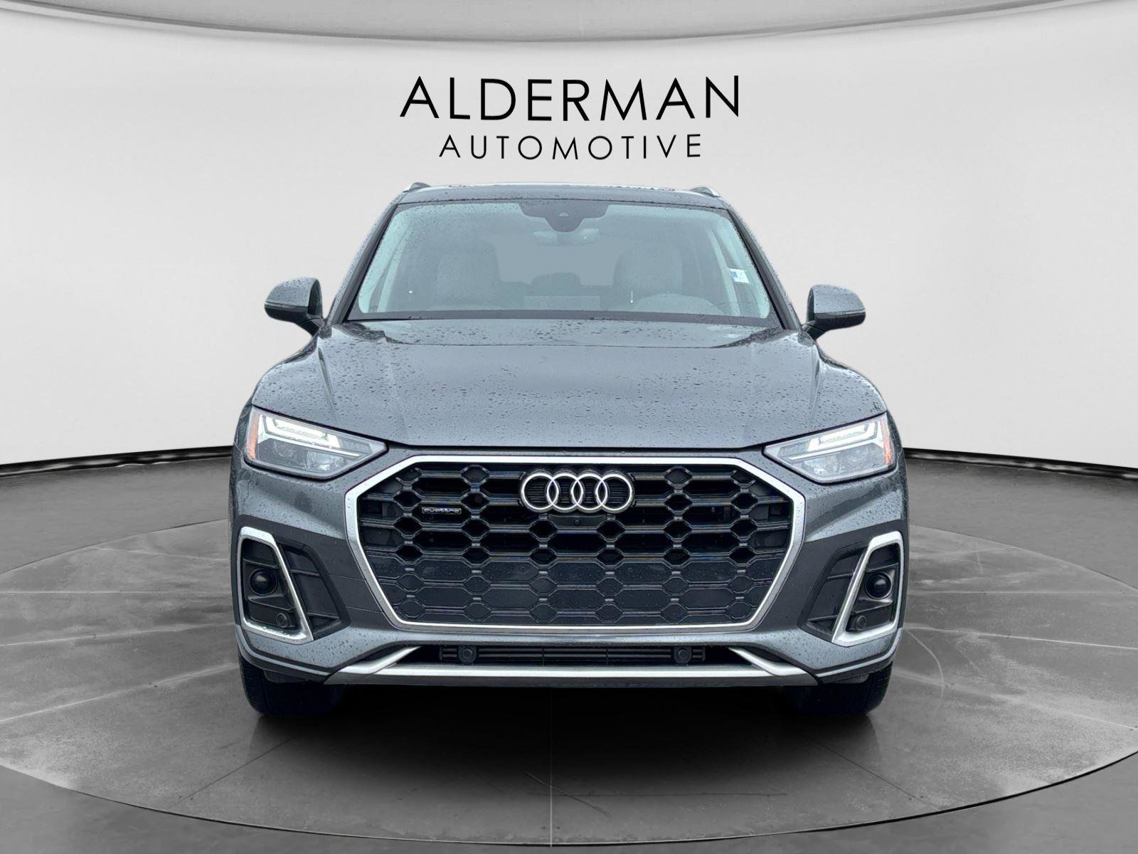 Used 2023 Audi Q5 2.0T Premium Plus w/ Premium Plus Package AWD/4WD image 8