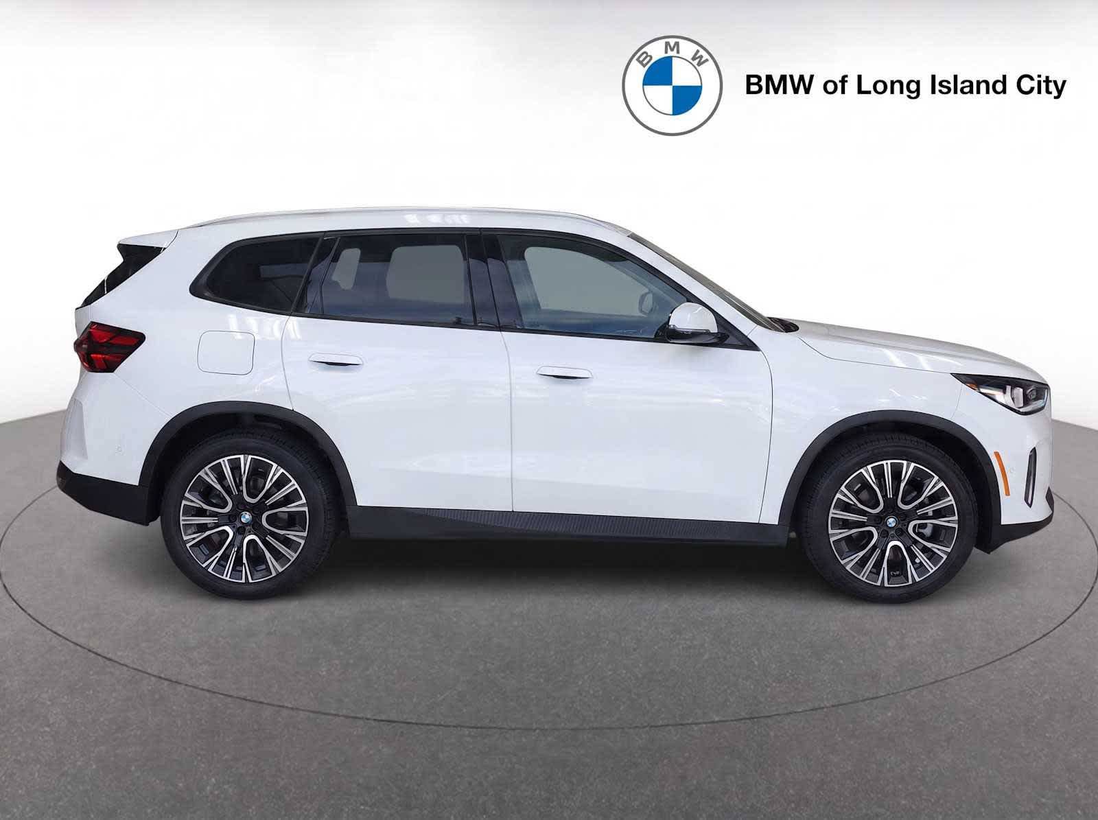 New 2026 BMW X3 xDrive30i AWD/4WD image 8