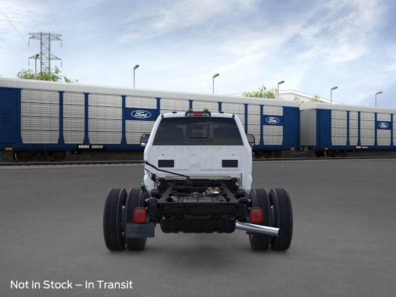 New 2026 Ford F550 4x4 Crew Cab image 5