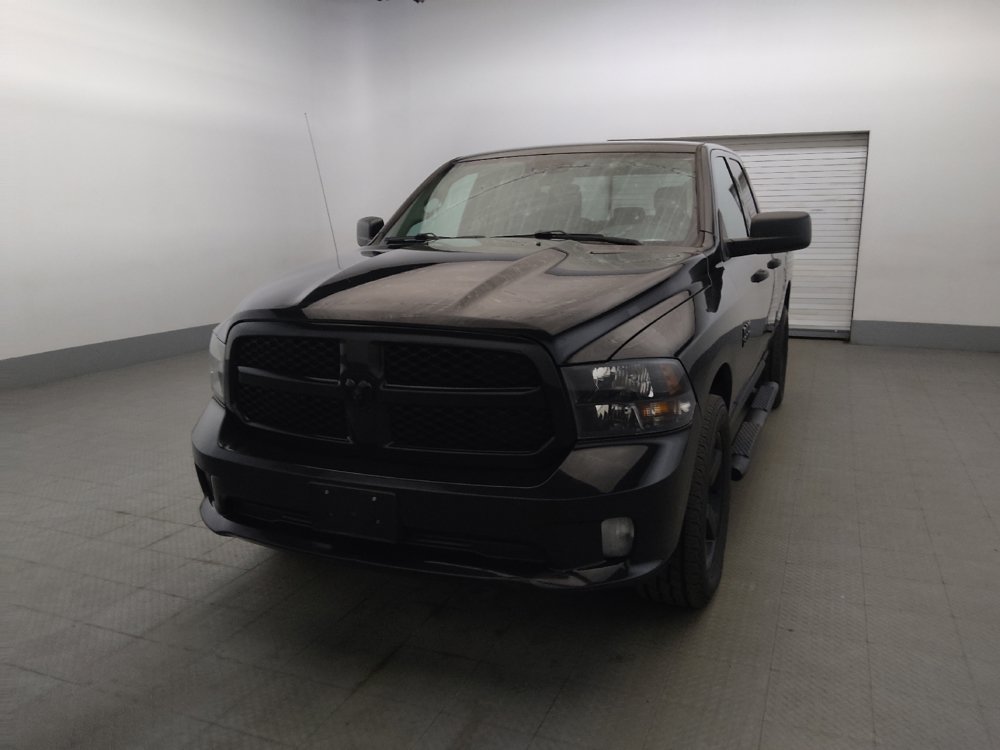 Used 2018 RAM 1500 Express w/ Black Ram 1500 Express Group AWD/4WD image 15