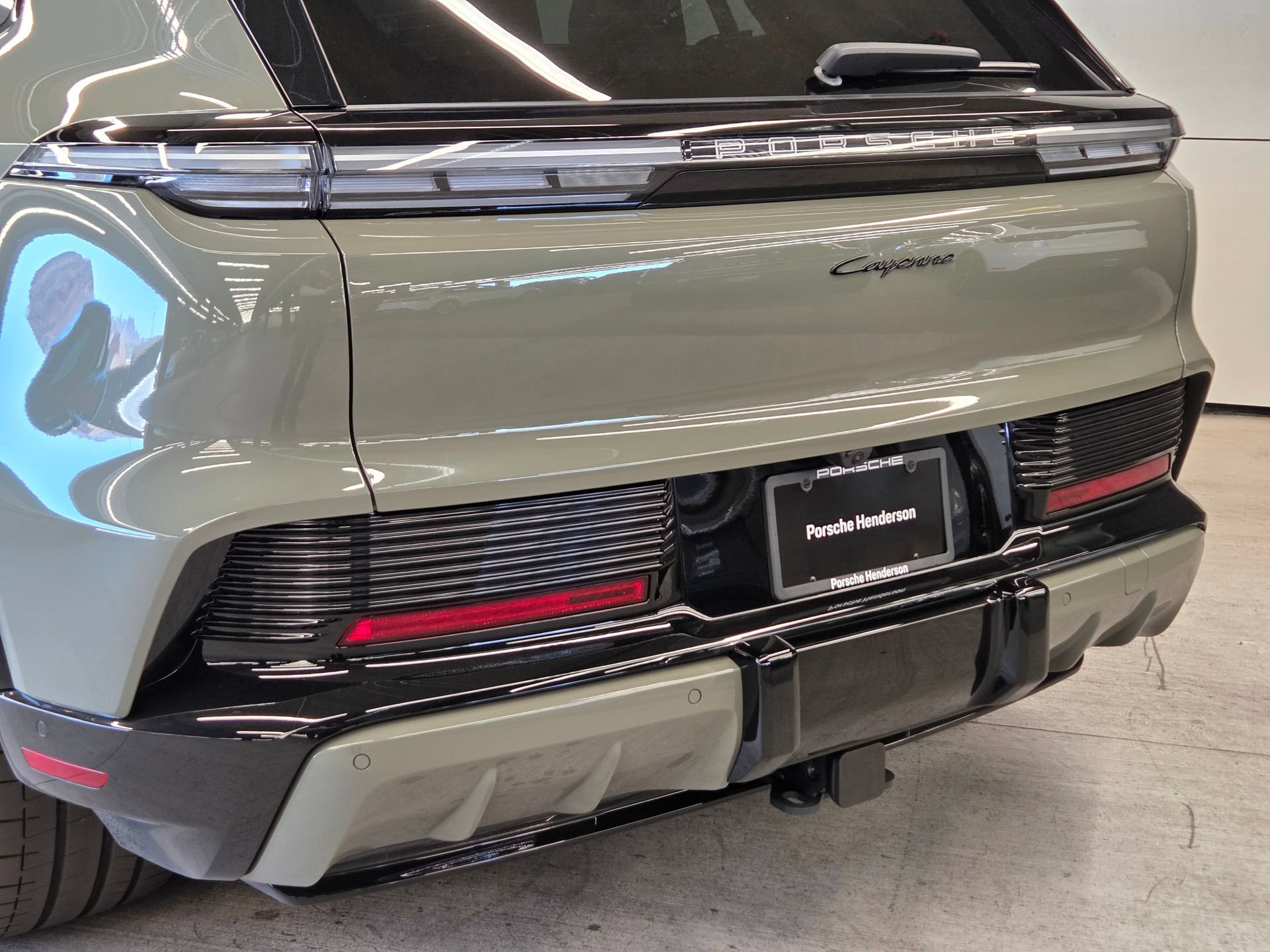 New 2026 Porsche Cayenne Electric AWD/4WD image 8