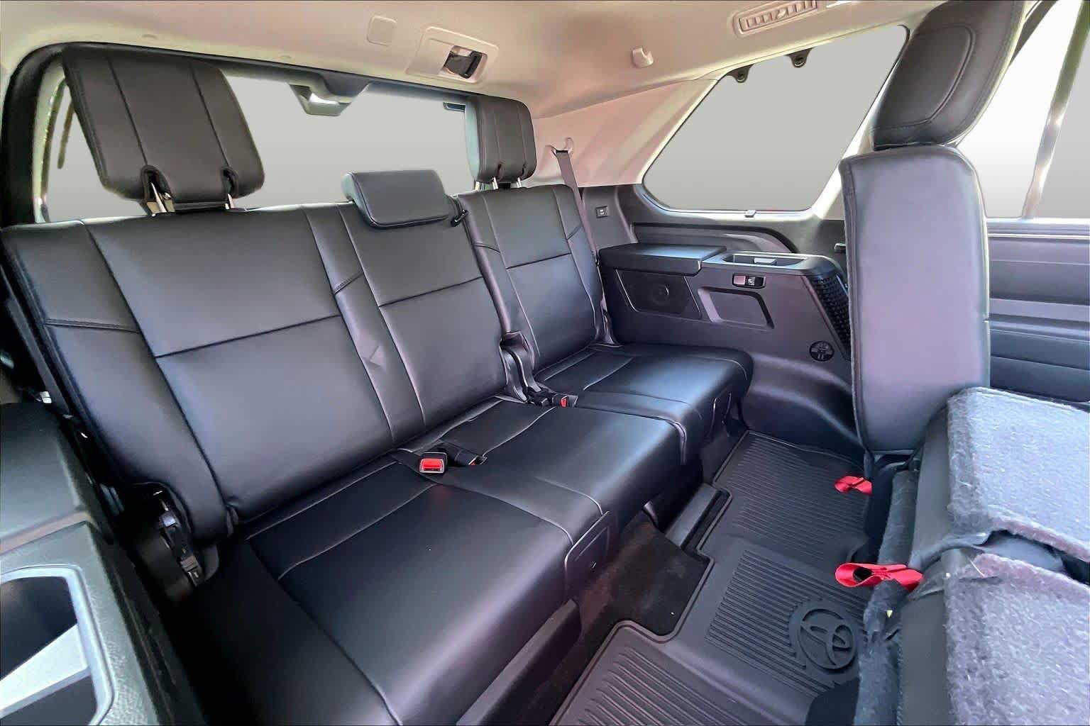 Used 2024 Toyota Sequoia Limited w/ Tow Technology Package AWD/4WD image 36