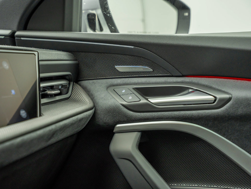 New 2026 Audi SQ5 Prestige AWD/4WD image 30