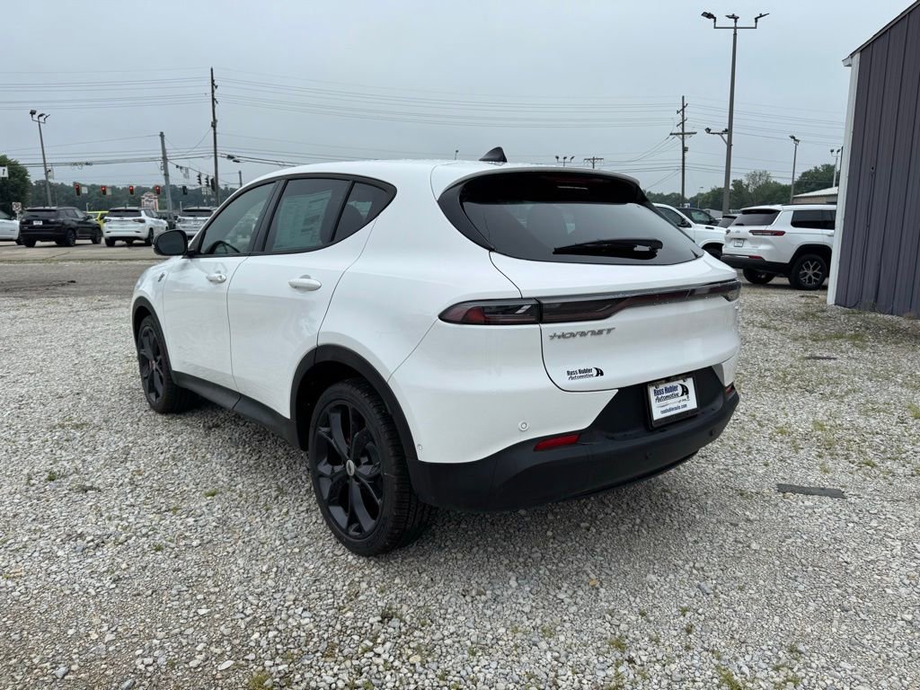 New 2025 Dodge Hornet GT w/ Track Pack image 3