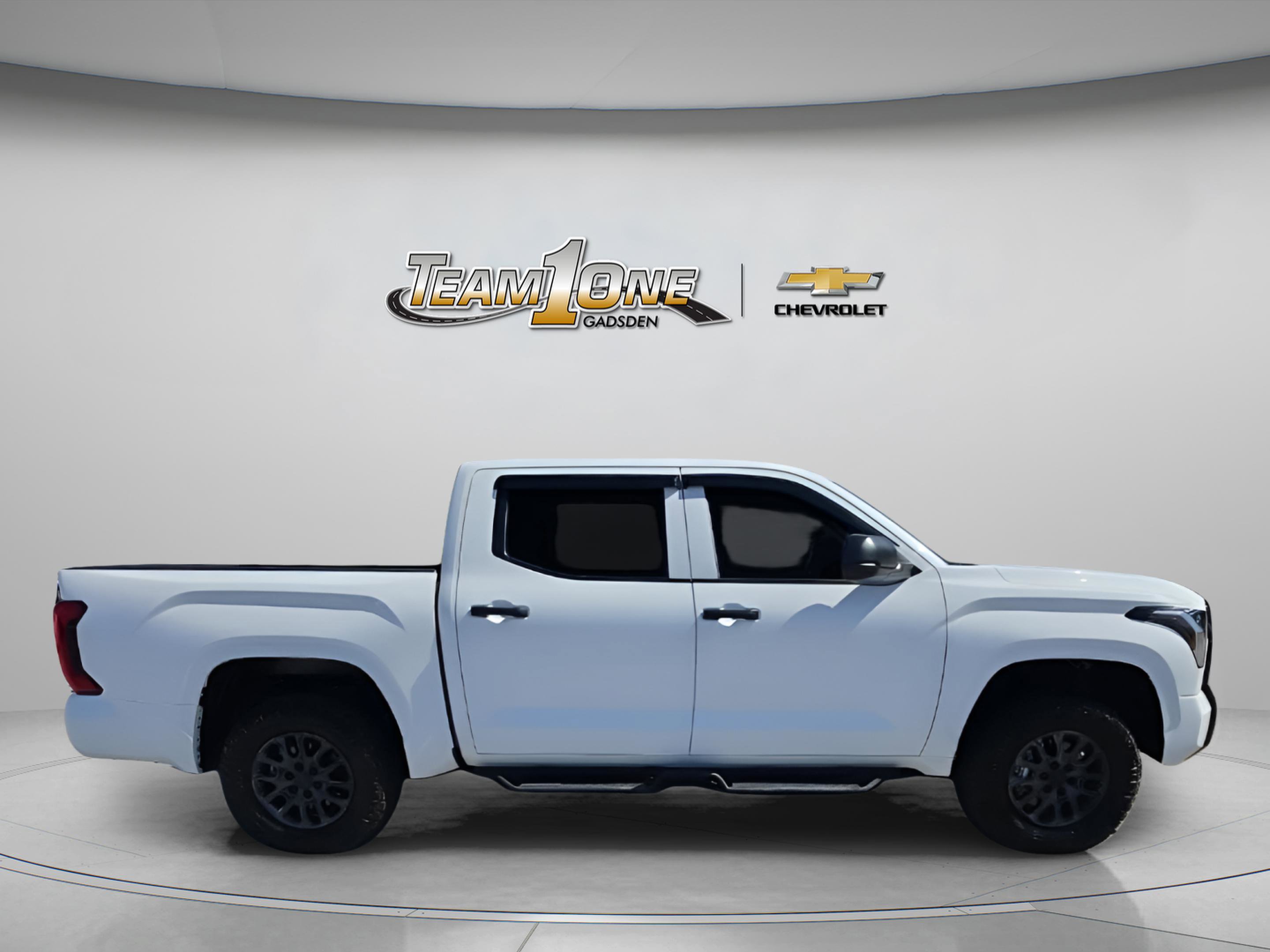 Used 2025 Toyota Tundra SR AWD/4WD image 9