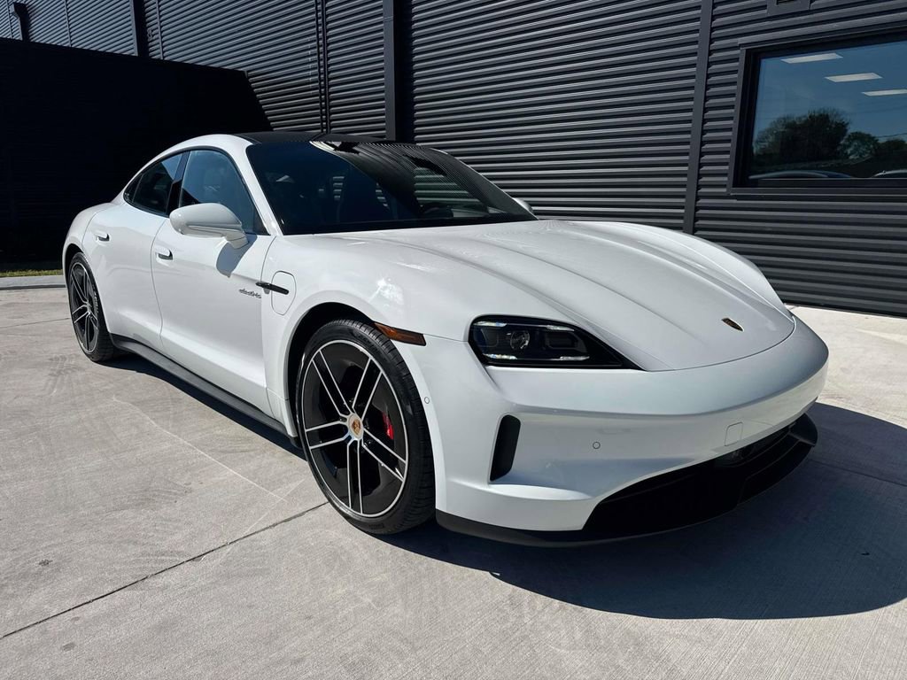 Used 2025 Porsche Taycan 4S image 9