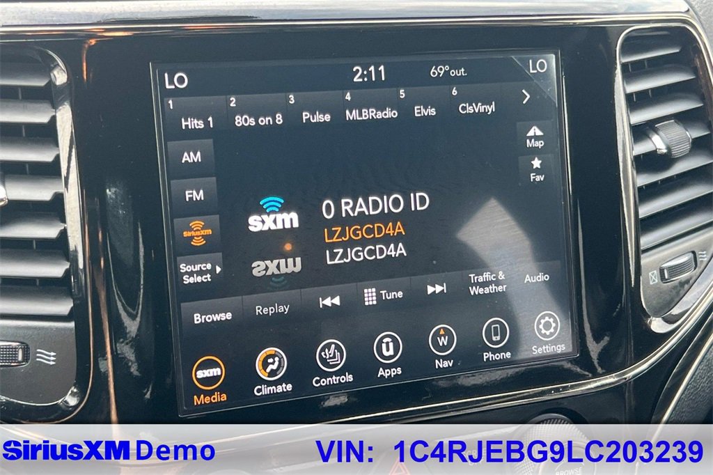 Used 2020 Jeep Grand Cherokee Limited X image 30