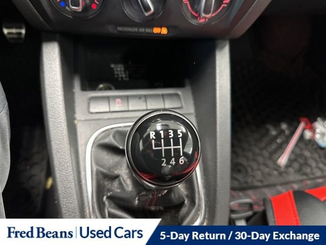 Used 2013 Volkswagen Jetta GLI FWD image 22
