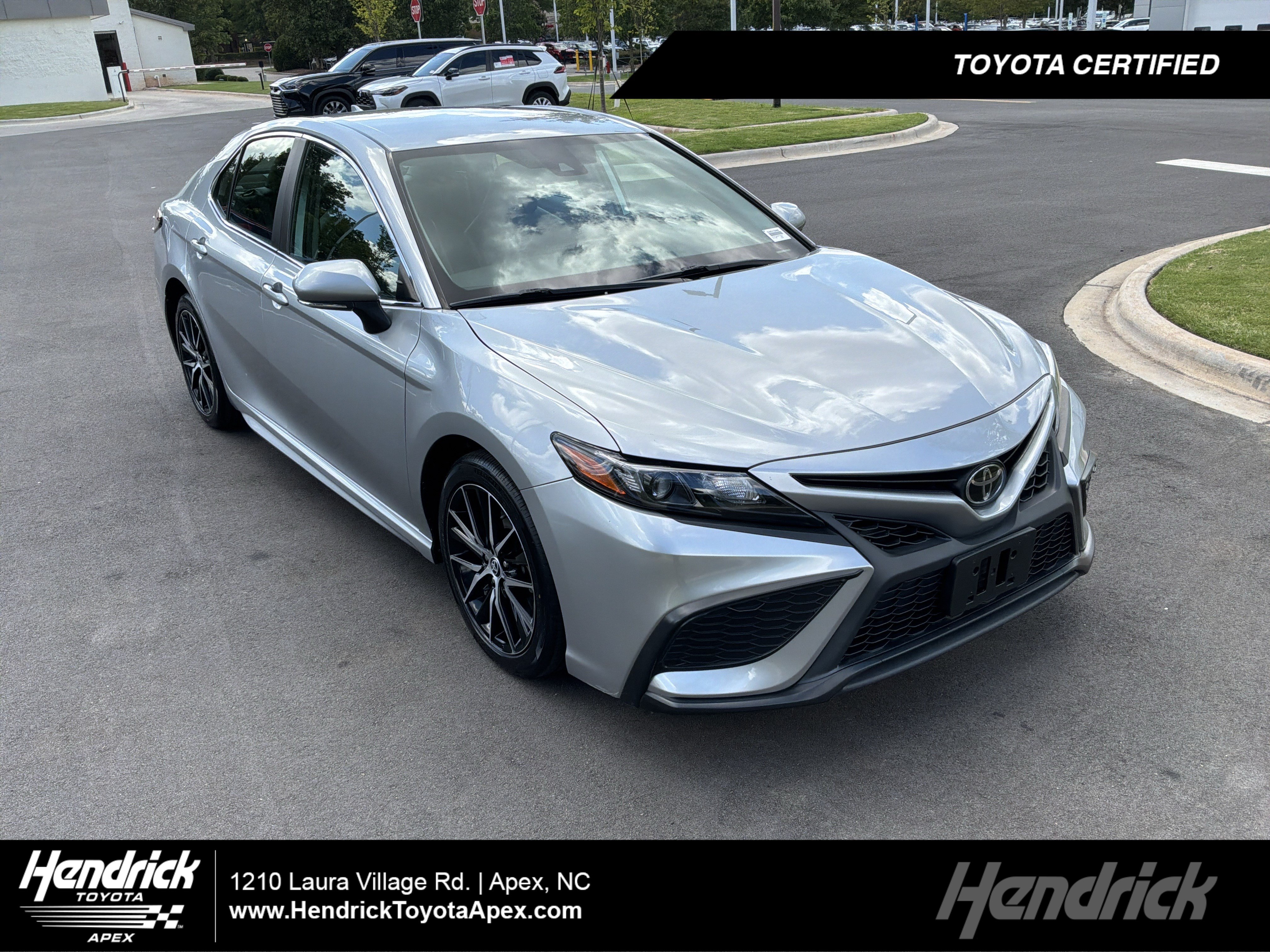 Used 2022 Toyota Camry SE
