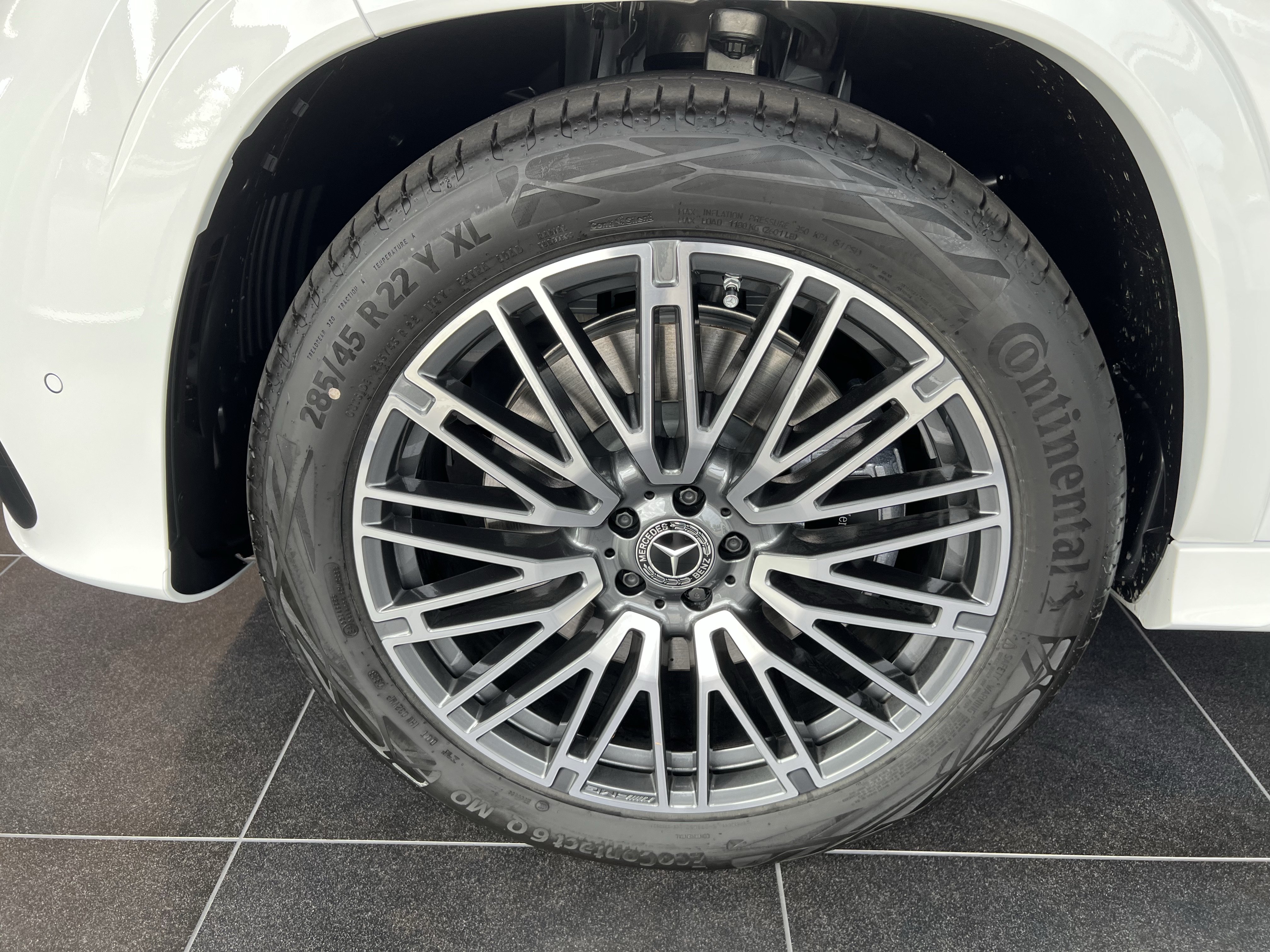 New 2027 Mercedes-Benz GLS 450 4MATIC image 11