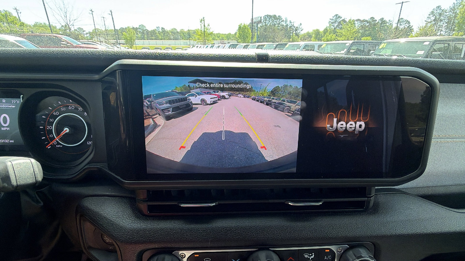 Used 2025 Jeep Wrangler Sport image 32