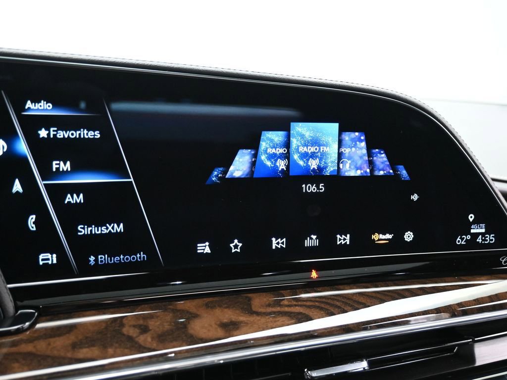 Used 2023 Cadillac Escalade Sport Platinum w/ Heavy-Duty Trailer Package image 16