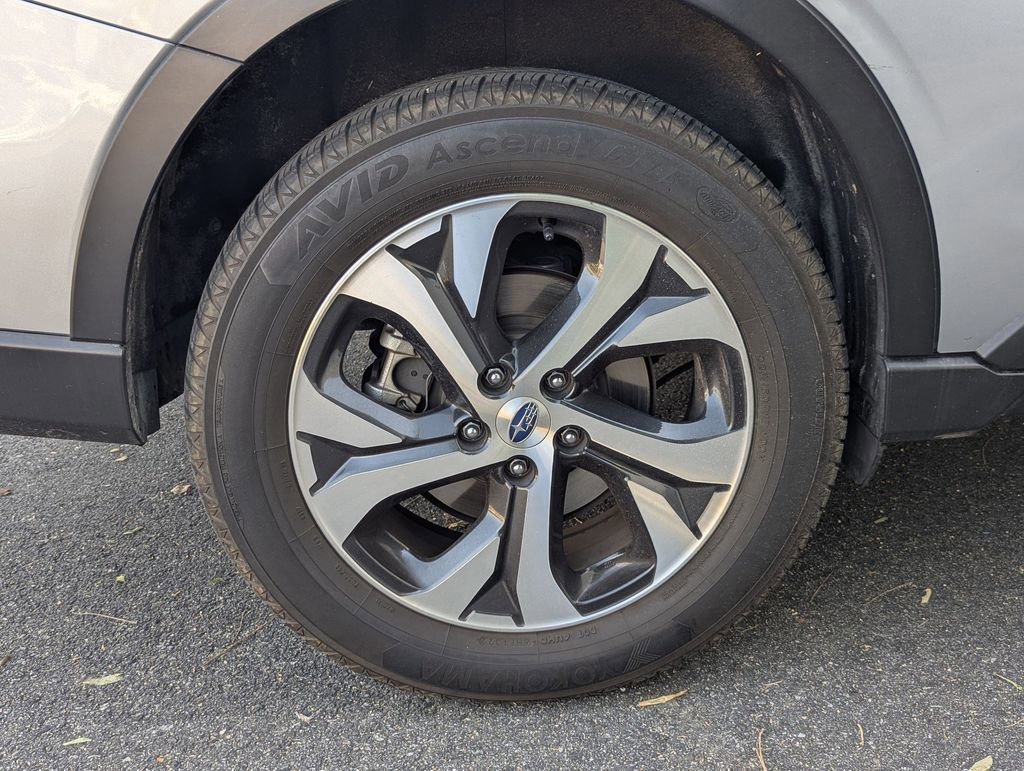 Used 2020 Subaru Outback Limited image 24