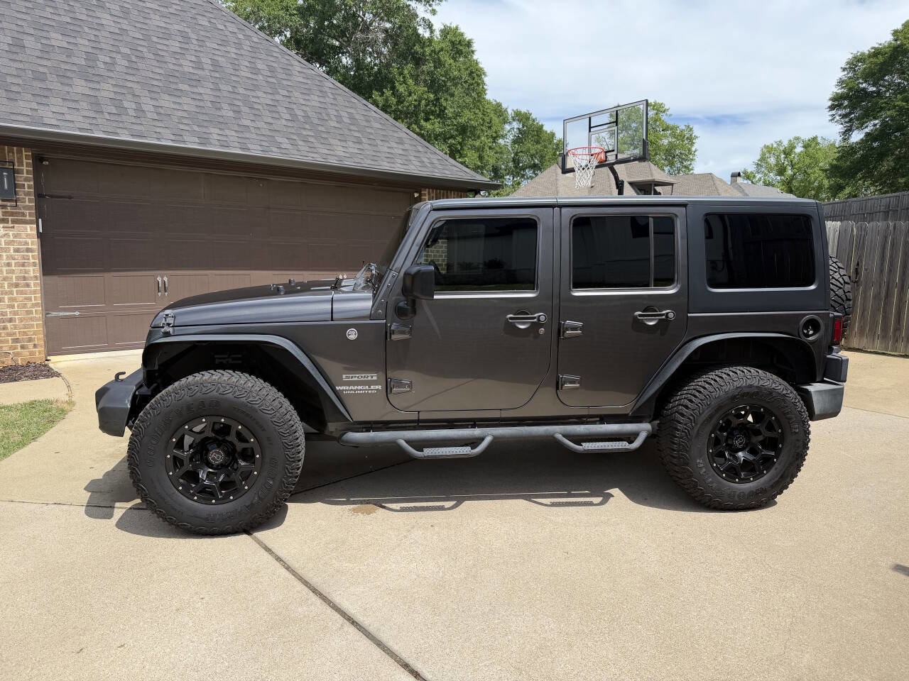 Used 2017 Jeep Wrangler Unlimited Sport w/ Quick Order Package 24S