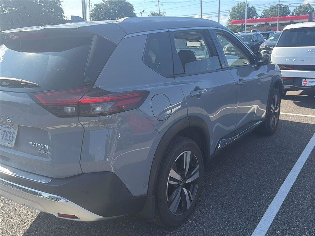 Used 2023 Nissan Rogue Platinum w/ Platinum Premium Package AWD/4WD image 4