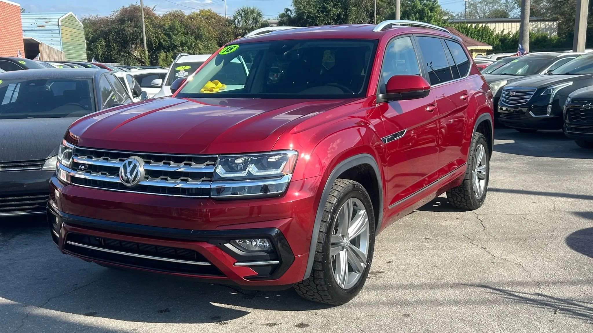 Used 2018 Volkswagen Atlas SE w/ R-Line Package image 8