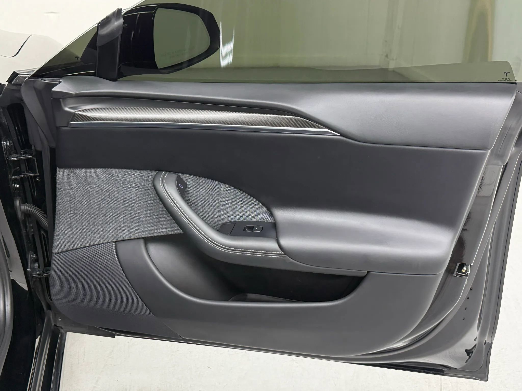 Used 2021 Tesla Model S Plaid image 19