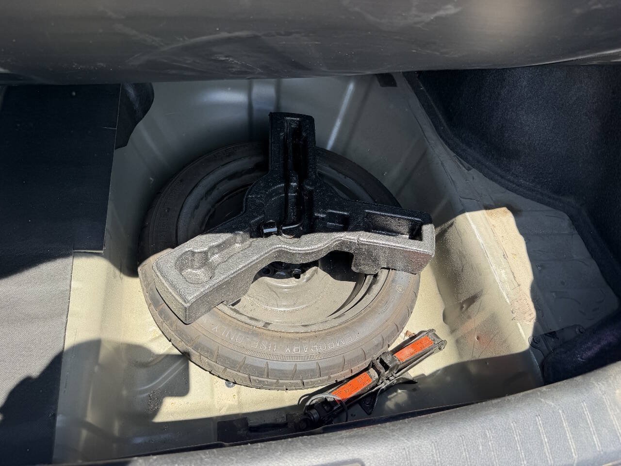Used 2018 Nissan Sentra SV FWD image 14