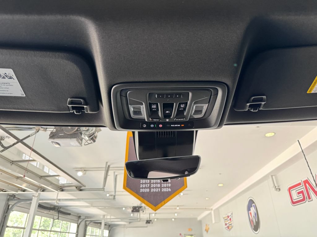 Certified 2025 Chevrolet Silverado 2500 High Country w/ Technology Package AWD/4WD image 28