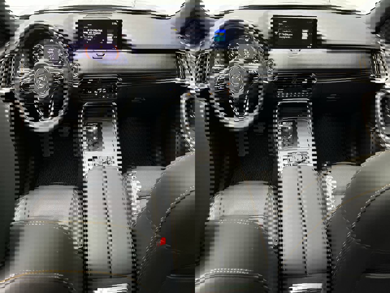 Certified 2025 MAZDA CX-70 Plug-In Hybrid w/ Premium Plus image 4