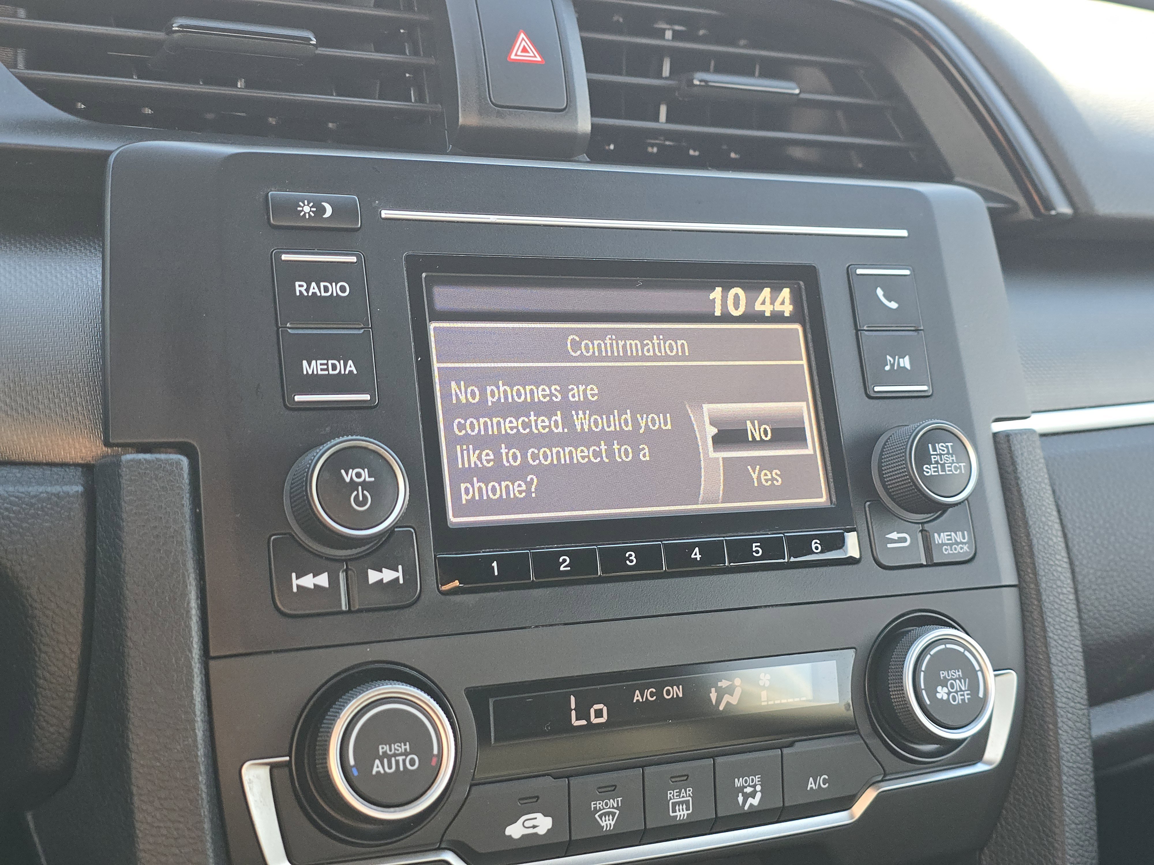 Used 2020 Honda Civic LX image 9