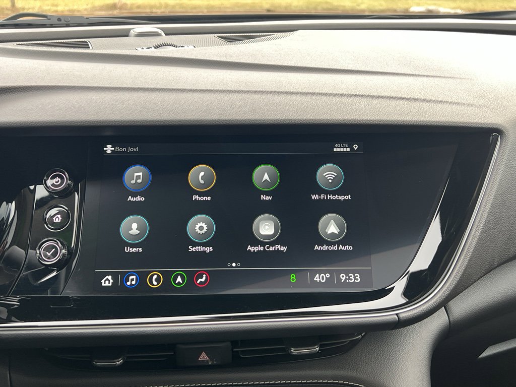 Used 2023 Buick Envision Avenir image 24