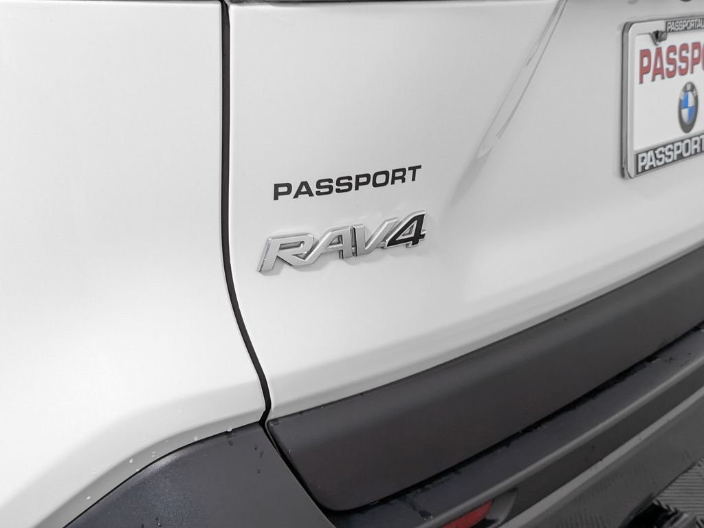Used 2020 Toyota RAV4 Limited AWD/4WD image 11