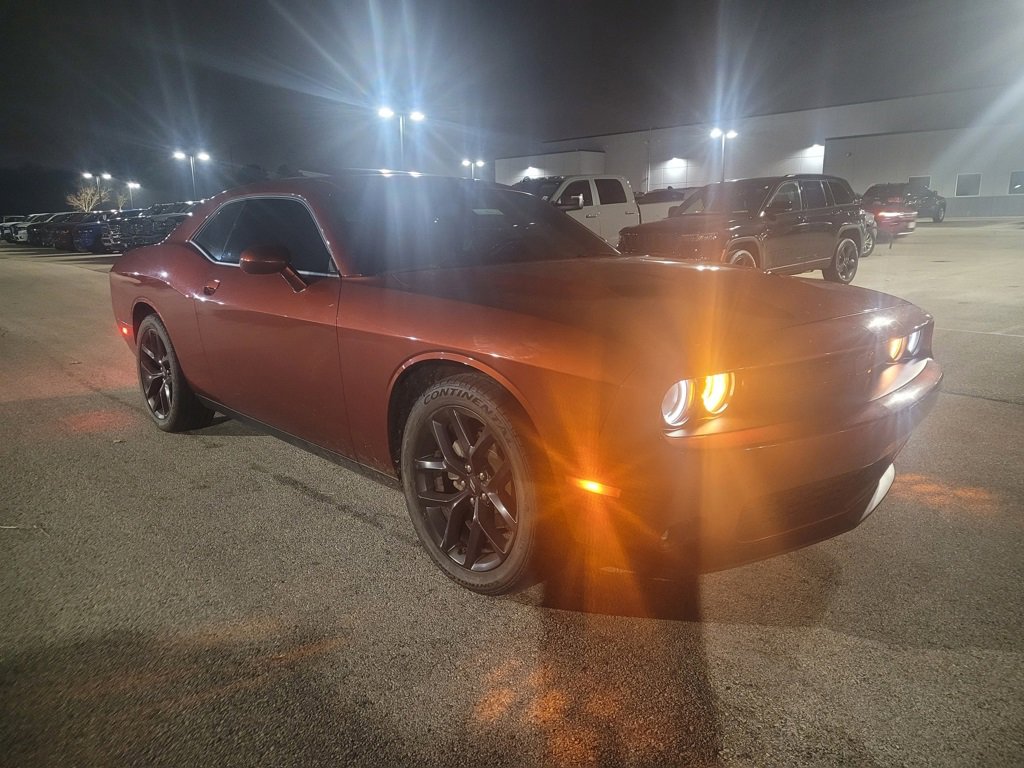 Used 2022 Dodge Challenger SXT w/ Blacktop Package image 2