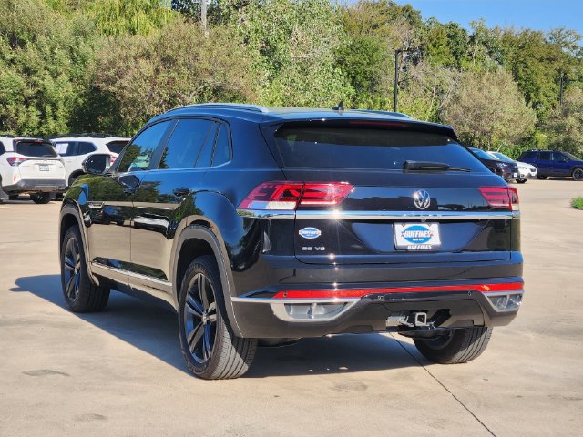 Used 2020 Volkswagen Atlas Cross Sport SE w/ Panoramic Sunroof Package FWD image 5