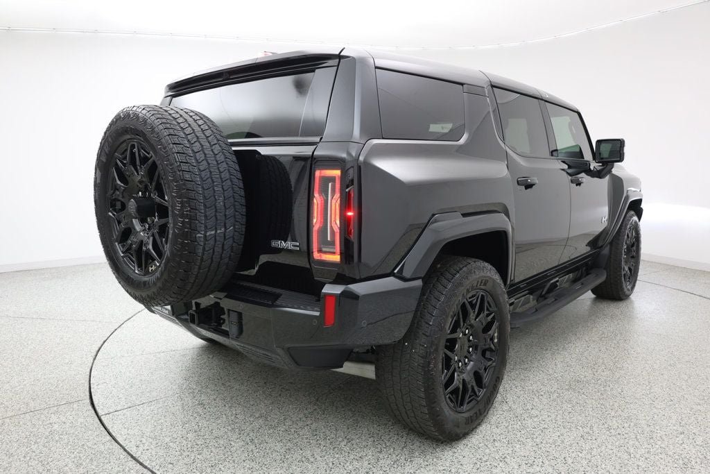 Used 2024 GMC Hummer EV 2X AWD/4WD image 4