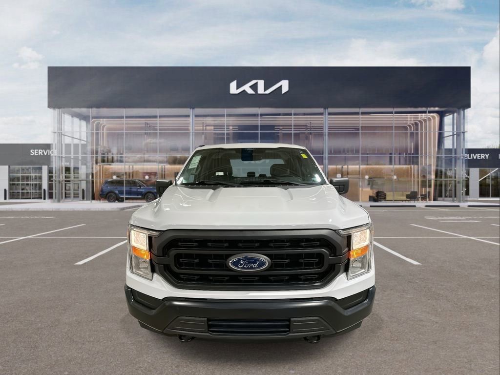 Used 2021 Ford F150 XL w/ Trailer Tow Package image 3