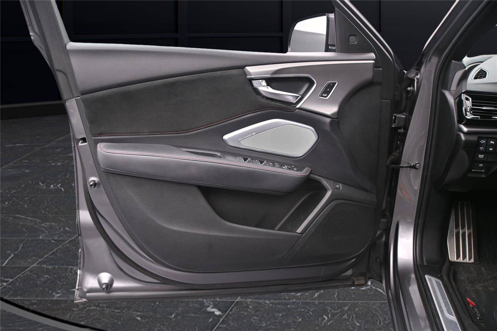 Certified 2023 Acura RDX A-Spec AWD/4WD image 9