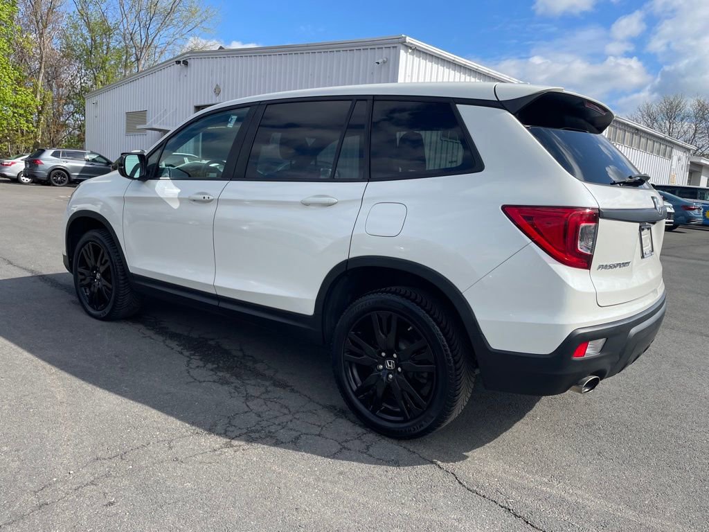Used 2019 Honda Passport Sport image 2