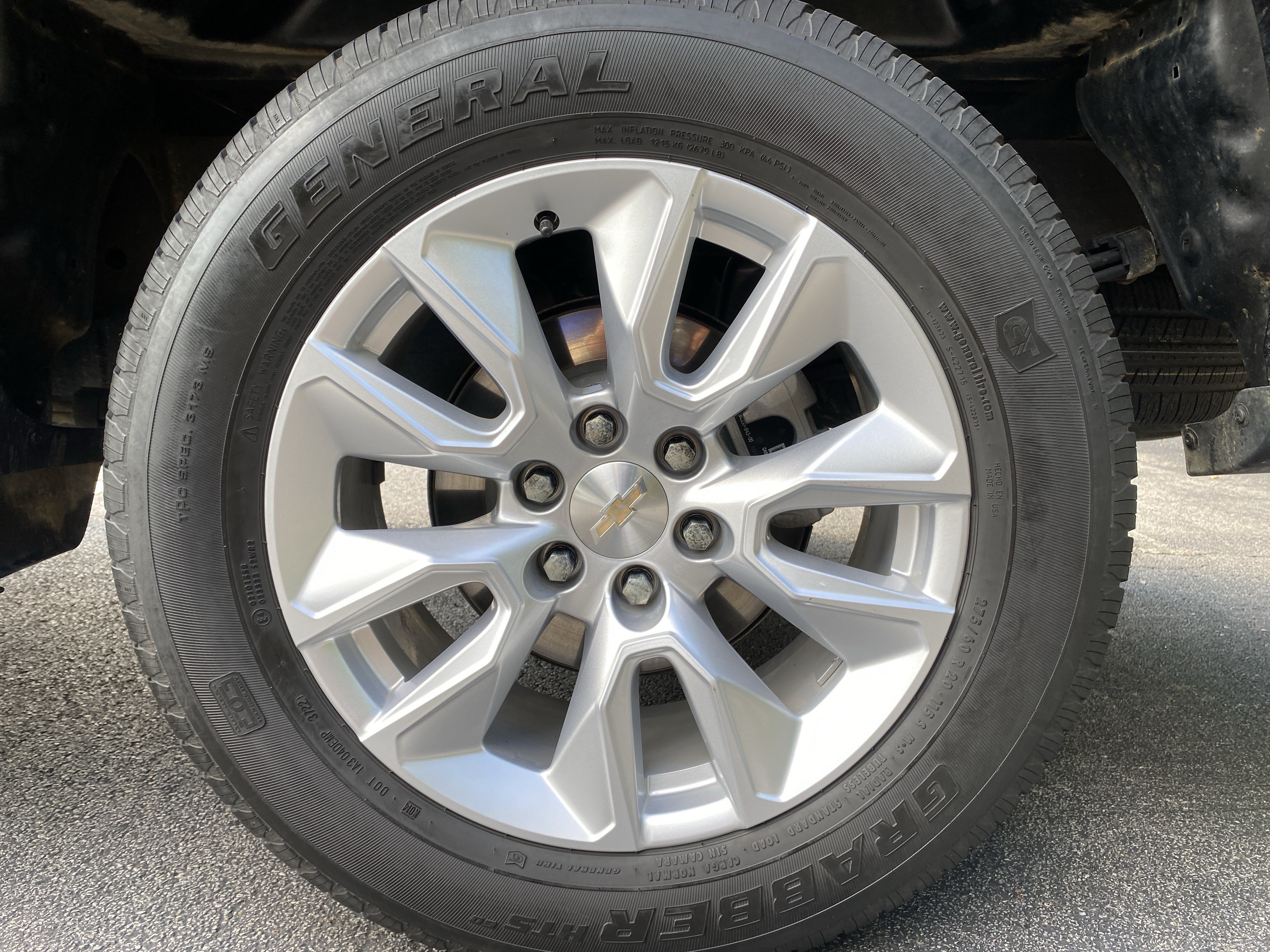 Used 2022 Chevrolet Silverado 1500 Custom AWD/4WD image 40