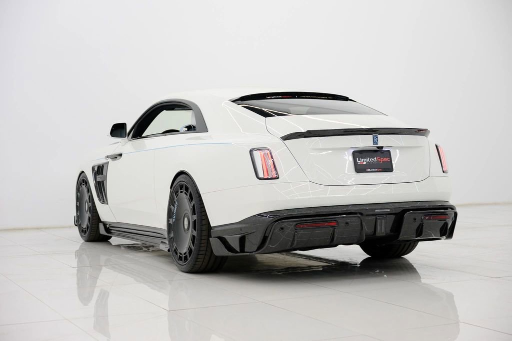 Used 2025 Rolls-Royce Spectre AWD/4WD image 23