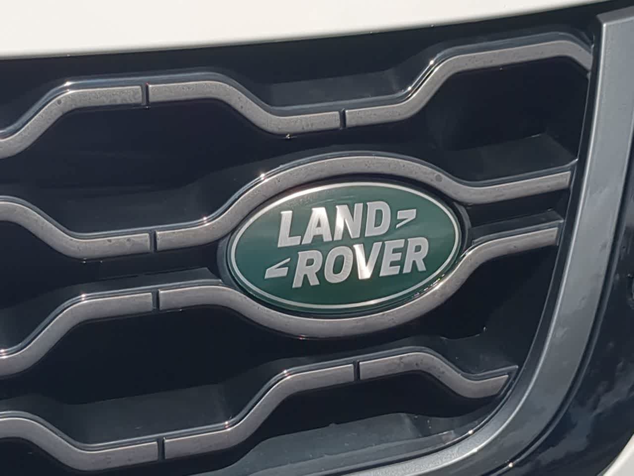 Certified 2023 Land Rover Range Rover Evoque R-Dynamic S AWD/4WD image 11