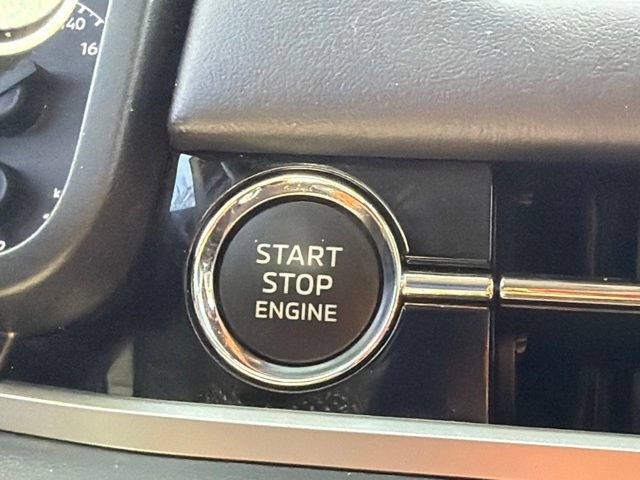 Used 2025 Mitsubishi Outlander ES FWD image 26