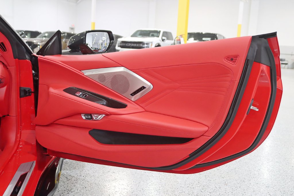 Used 2023 Chevrolet Corvette Z06 RWD image 36
