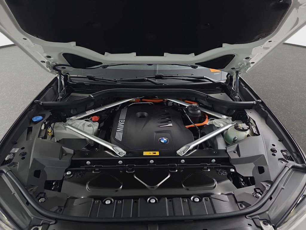 New 2026 BMW X5 xDrive50e w/ M Sport Package image 30