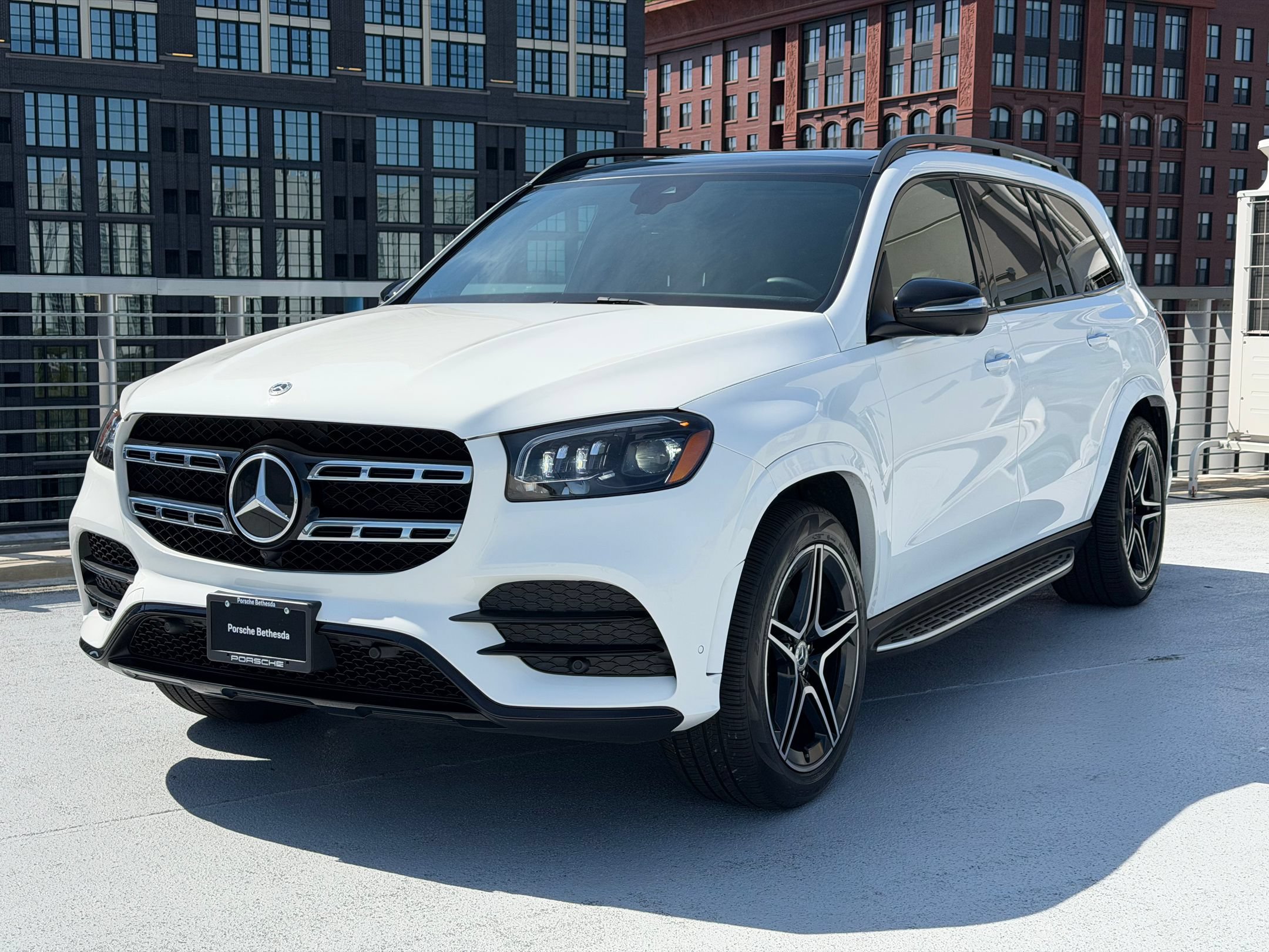 Used 2022 Mercedes-Benz GLS 450 4MATIC image 1