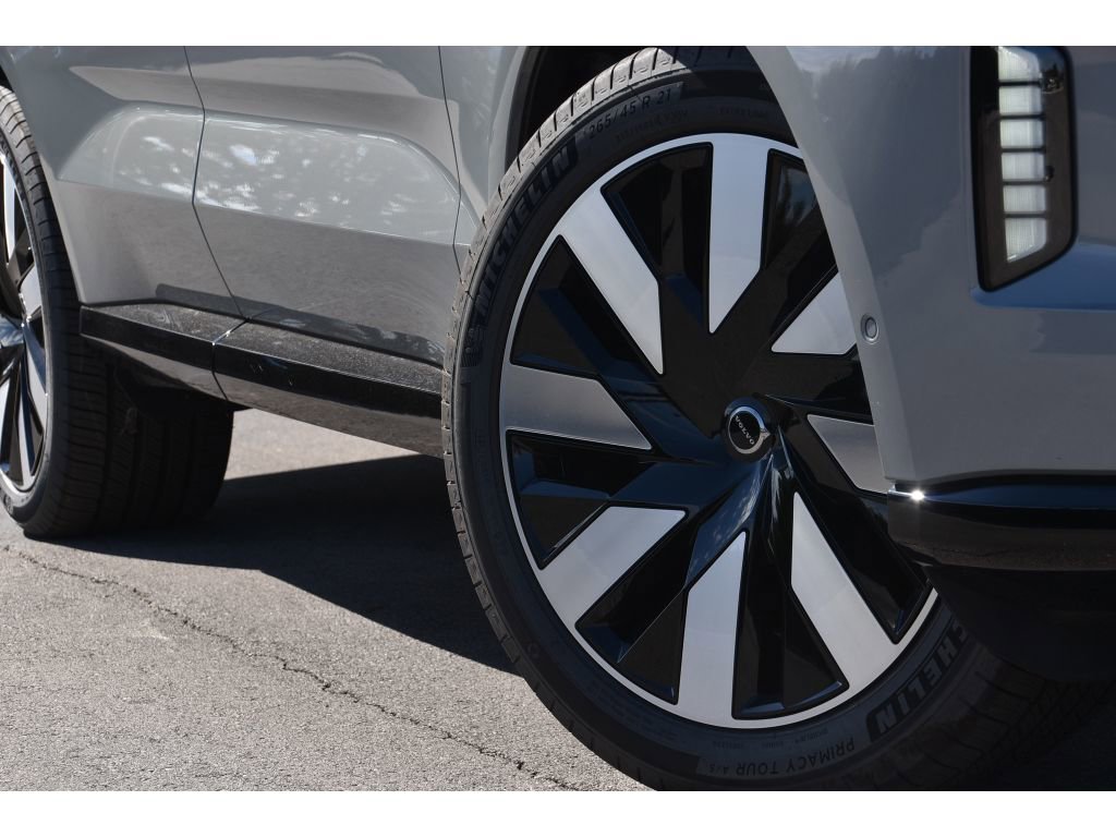 Used 2025 Volvo EX90 Ultra image 10