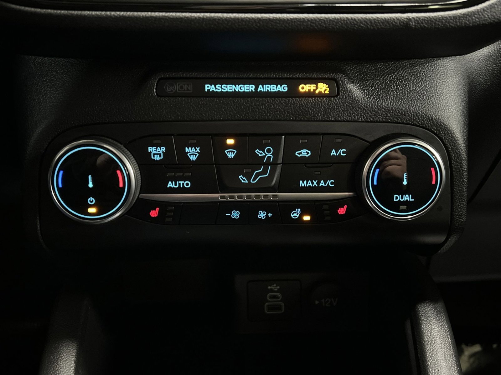 Used 2025 Ford Escape ST-Line w/ Equipment Group 301A image 20