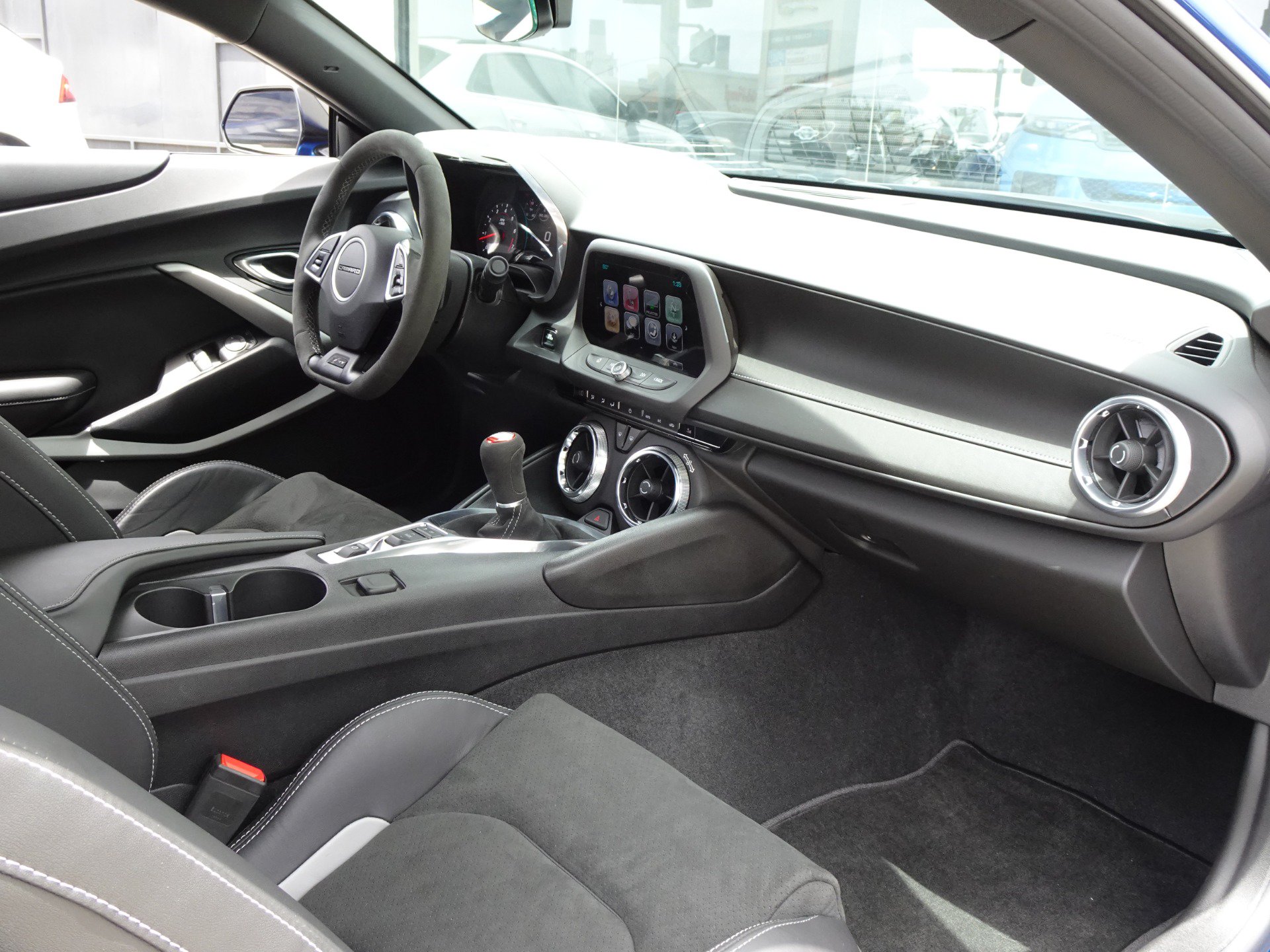 Used 2017 Chevrolet Camaro SS RWD image 16