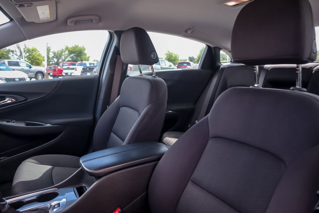 Used 2023 Chevrolet Malibu LT FWD image 10