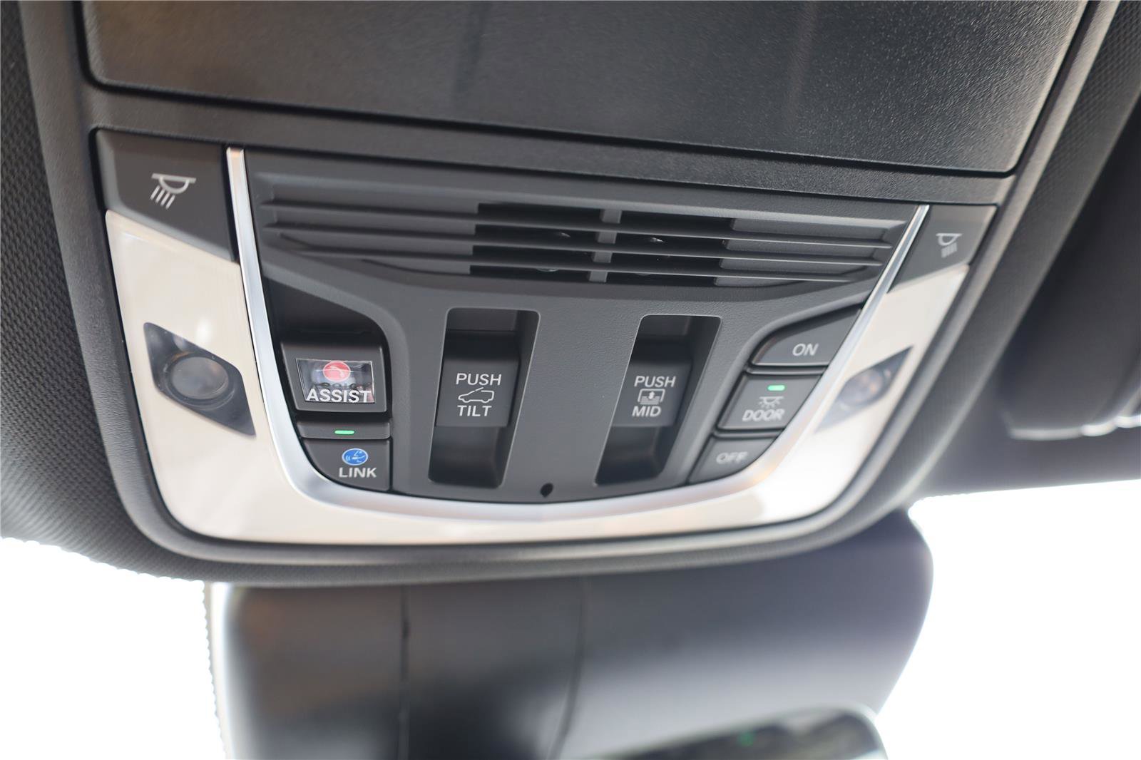 New 2025 Acura RDX A-Spec image 25