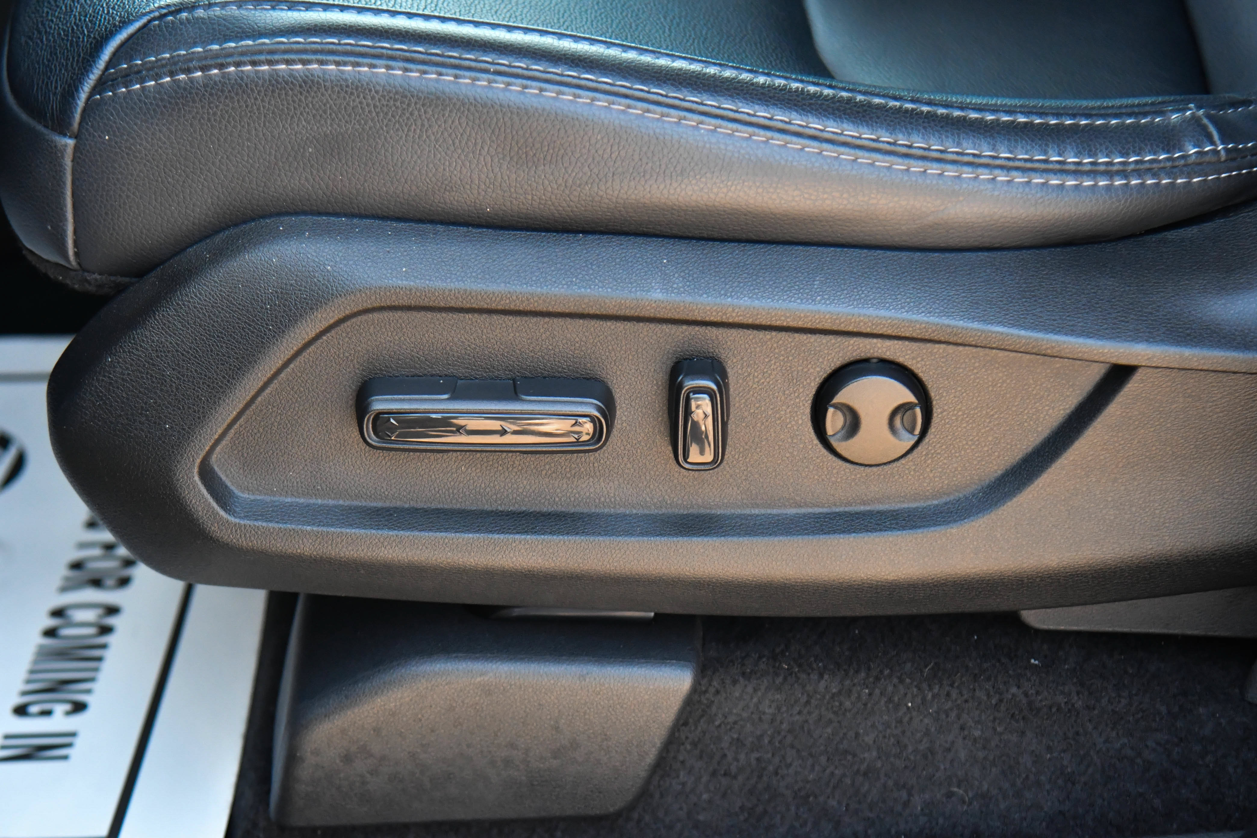 Used 2024 Honda Pilot EX-L image 17