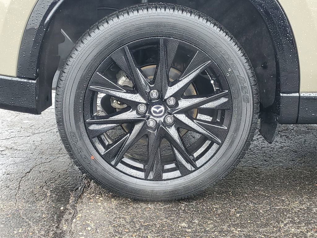 Used 2025 MAZDA CX-5 Carbon Edition image 5