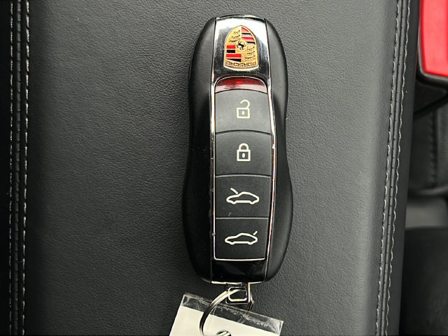 Used 2025 Porsche 718 Cayman S RWD image 19