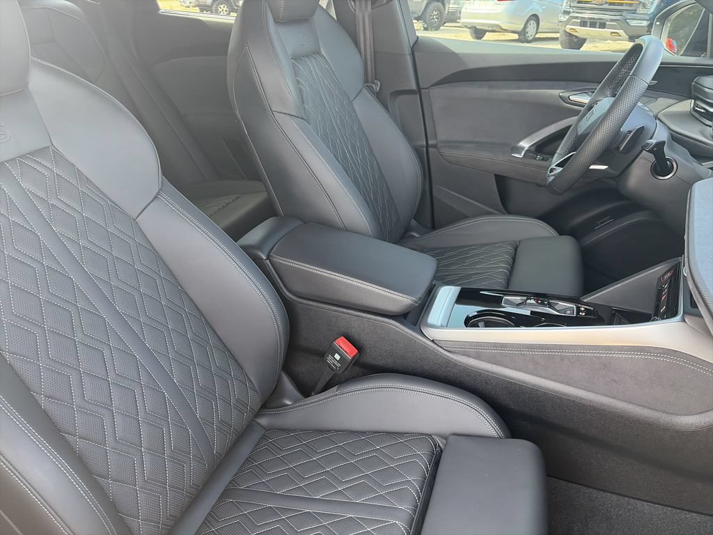 Used 2025 Audi SQ5 Premium Plus AWD/4WD image 30
